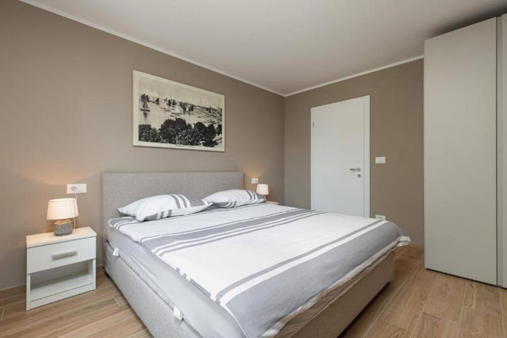 Vista Mare Apartment Пореч Экстерьер фото