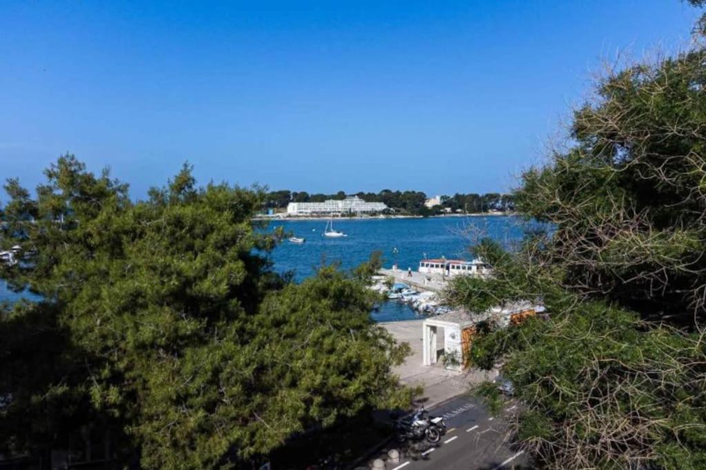 Vista Mare Apartment Пореч Экстерьер фото