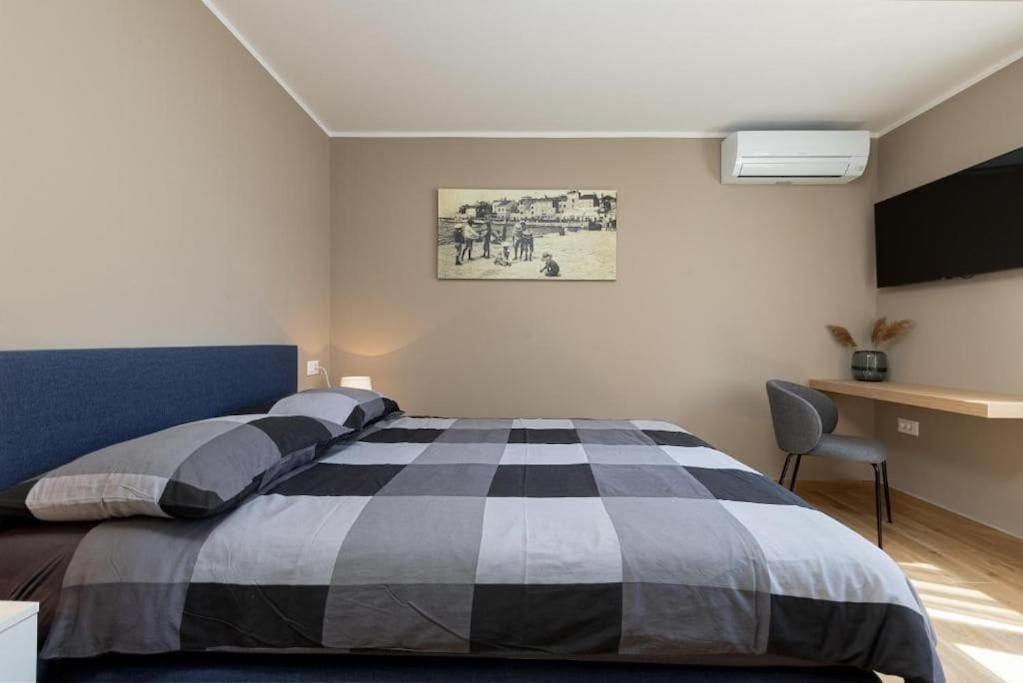 Vista Mare Apartment Пореч Экстерьер фото